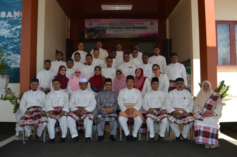 Ahli Majlis MDGM 2016.JPG