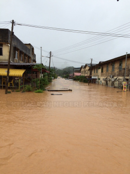 Keadaan Banjir Jajahan Gua Musang 2014