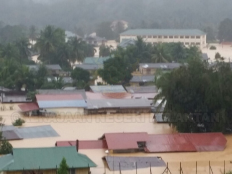 Keadaan Banjir Jajahan Gua Musang 2014