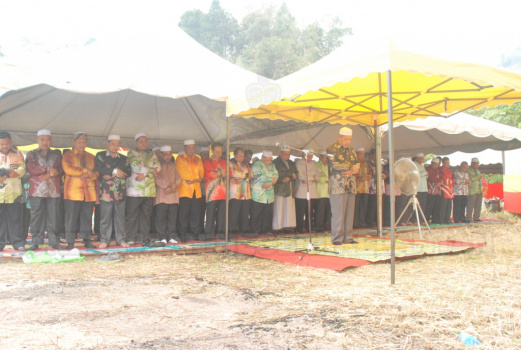 Majlis Pecah Tanah Projek Pembinaan Bangunan Pejabat Tanah & MDGM Lojing