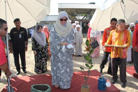 Lawatan Tengku Temenggong Kelantan ke Jajahan Pasir Mas ke Pondok Gelang Mas pada 23 Januari 2015 IMG_0376.JPG