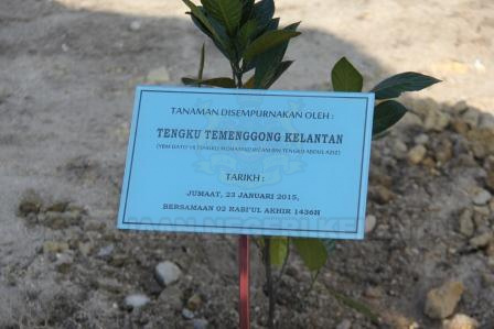 Lawatan Tengku Temenggong Kelantan ke Jajahan Pasir Mas ke Pondok Gelang Mas pada 23 Januari 2015