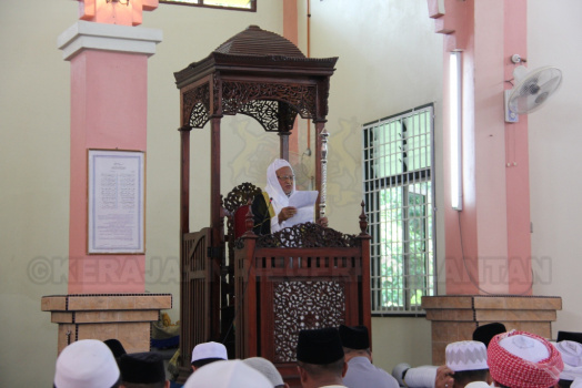 Keberangkatan Yang Teramat Mulia Tengku Mahkota Kelantan Ke Daerah Bunut Susu Sempena Penyampaian Bantuan Kepada Mangsa Kebakaran Pondok Delang Mas Pada 9 Oktober 2015 Bertempat di Masjid Mukim Teliar dan Lawatan Ke Tapak Kebakaran