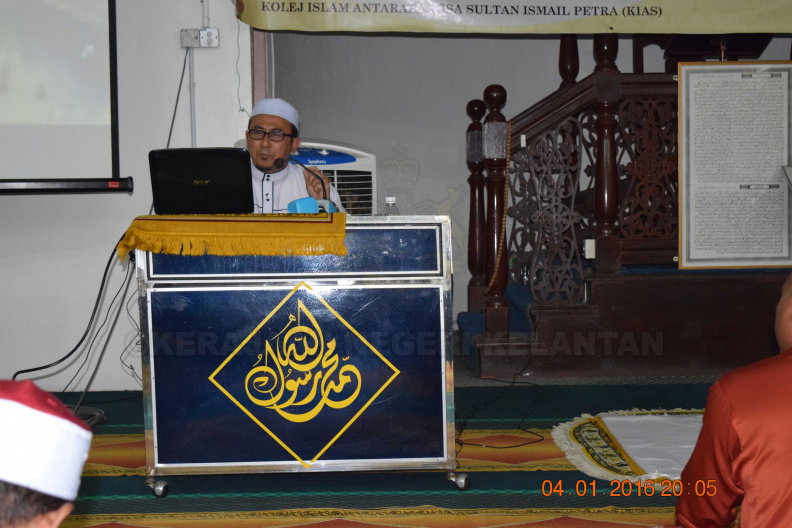 penceramah.jpg