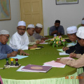 Barisan-Jemaah-Juri-Sedang-Mengadili-Peserta