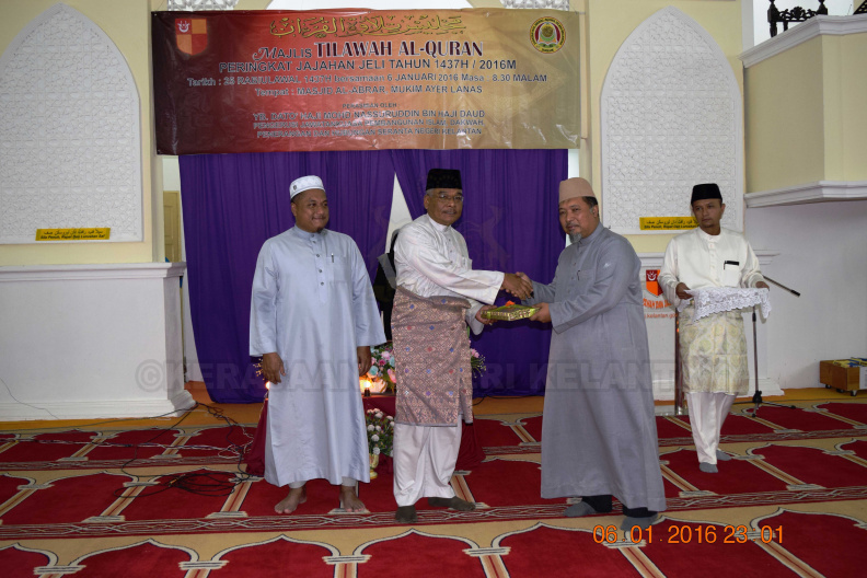 Penyampaian-Cenderahati.jpg