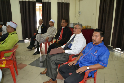 Seminar Taranum dan Tahsin Al-Quran "Pencarian Bakat" Anjuran Pejabat Agama Jajahan Pasir Mas Dengan Kerjasama Pejabat Tanah dan Jajahan Pasir Mas