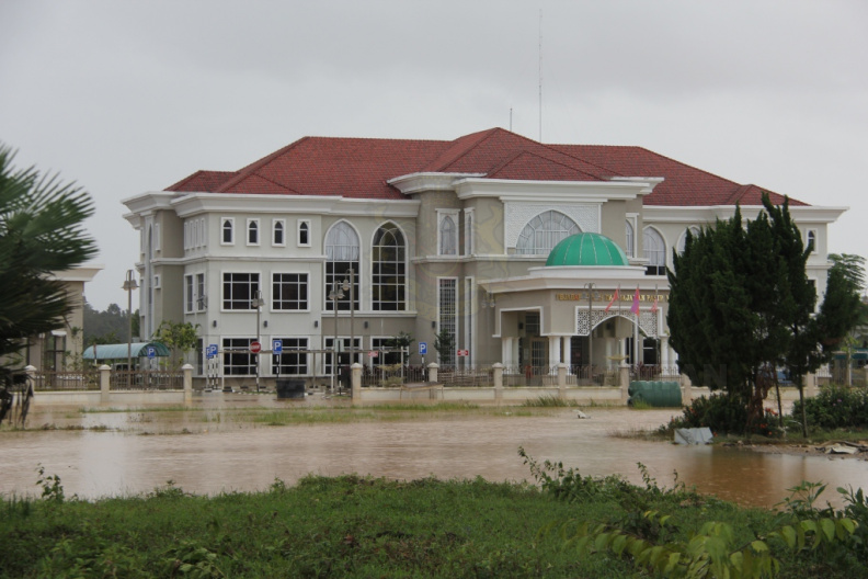 Suasana Kompleks Apam Putra Sebelum dan Selepas Banjir Kuning 2014 IMG_0269.JPG