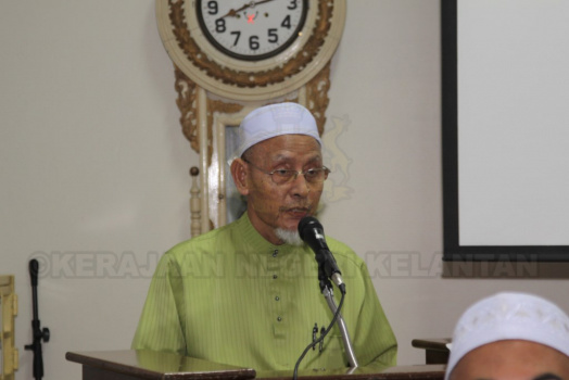 YB. Sahibul Fadhilah Dato' Haji Nik Abdul Kadir Haji Nik Mohamad, Timbalan Mufti Negeri Kelantan selaku Pengerusi Masjid Muhammadi memberi ucapan