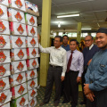 YBrs Tuan Setiausaha MAIK dan AF Imam Besar MAIK turut hadir di Pusat Kawalan Operasi Banjir Masjid Sultan Muhammad II Telipot Kota Bharu