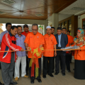 YBrs Tuan Setiausaha MAIK merasmikan Majlis Perlepasan Konvoi Zakat anjuran JAWHAR pada 2013