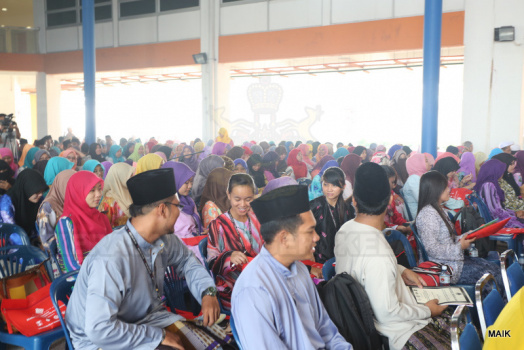 Peserta seminar yang hadir melepasi sasaran  dan menjangkau lima ratus orang terdiri daripada pelajar kokurikulum, pelajar teknologi kreatif dan warisan UMK, kakitangan MAIK dan orang perseorangan yang dij