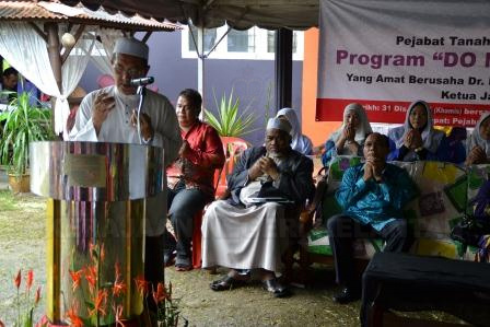Program Ketua Jajahan Pasir Mas Masuk Kampung Pada 31 Disember 2015 di Pejabat Penggawa Daerah Kangkong
DSC_7402.JPG