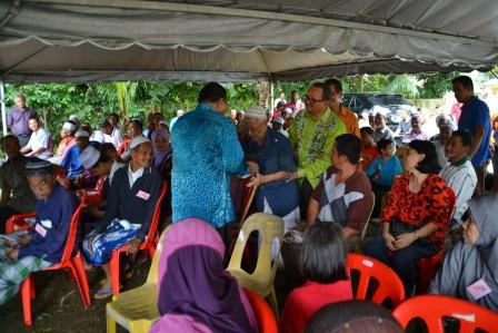 Program Ketua Jajahan Pasir Mas Masuk Kampung Pada 31 Disember 2015 di Pejabat Penggawa Daerah Kangkong