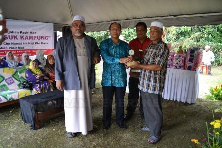Program Ketua Jajahan Pasir Mas Masuk Kampung Pada 31 Disember 2015 di Pejabat Penggawa Daerah Kangkong