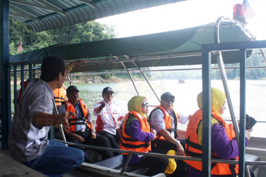 tasik pergau2