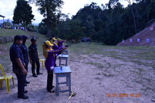 menembak7