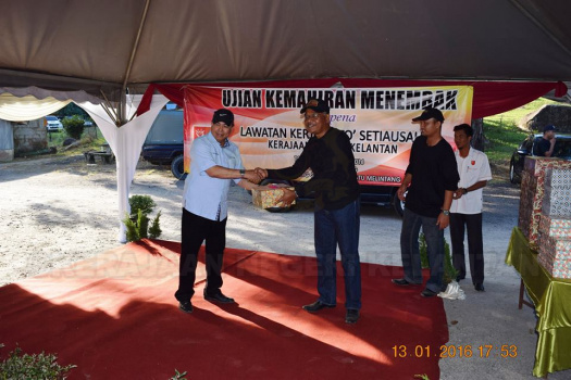 menembak8