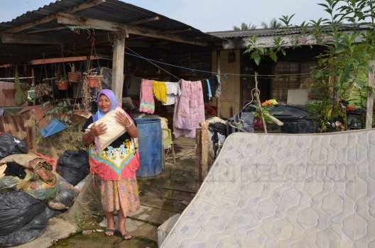 Persekitaran Rumah Mangsa Banjir
