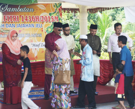 raya11