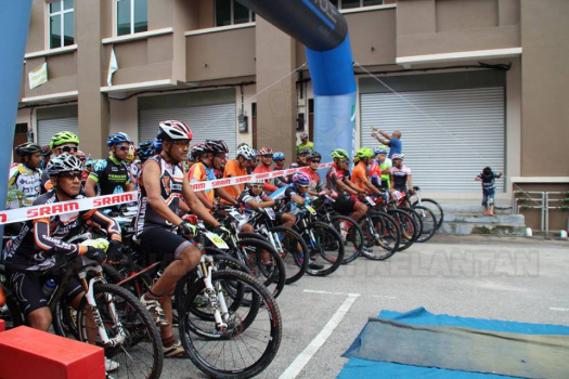 Kejohanan Jelajah Basikal Rantau Panjang Jumbo-Ride 2015