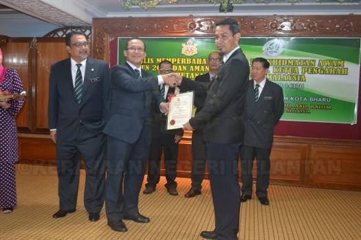Majlis Memperbaharui Ikrar Perkhidmatan Awam Tahun 2016 (27)