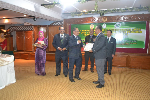 Majlis Memperbaharui Ikrar Perkhidmatan Awam Tahun 2016 (31)