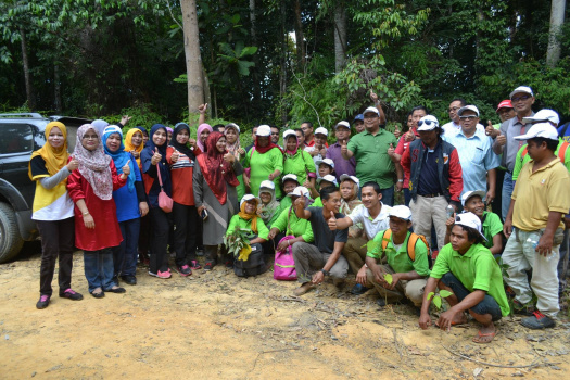 Demonstrasi Dan Aktiviti Mencari Anak Benih Pokok Hutan Liar Di Kawasan Tanah Tingggi Lojing (13)