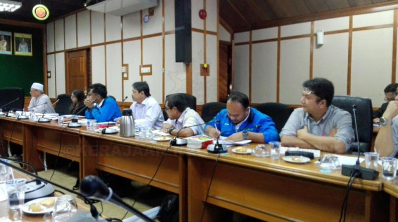 Mesyuarat Bersama Tenaga Nasional Berhubung Pembayaran Fee Utilities (4) - Mesyuarat Bersama Tenaga Nasional Berhubung Pembayaran Fee Utilities (4).jpg Mesyuarat Bersama Tenaga Nasional Berhubung Pembayaran Fee Utilities (4).jpg