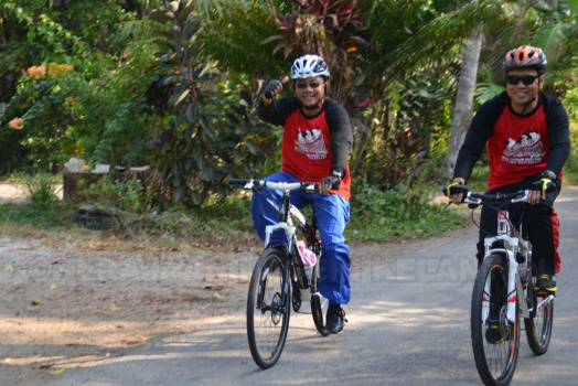 Kayuhan Amal Ketua Jajahan Pasir Mas Bersama Masyarakat Daerah Penggawa Daerah Alor Pasir Pada 30 Mac 2016 (Rabu)