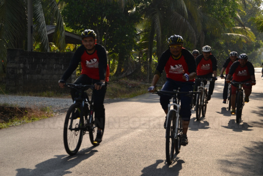Kayuhan Amal Ketua Jajahan Pasir Mas Bersama Masyarakat Daerah Penggawa Daerah Alor Pasir Pada 30 Mac 2016 (Rabu)