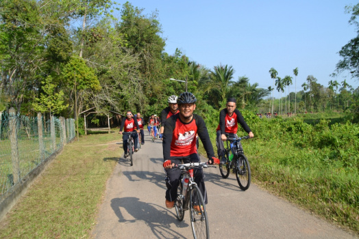 Kayuhan Amal Ketua Jajahan Pasir Mas Bersama Masyarakat Daerah Penggawa Daerah Alor Pasir Pada 30 Mac 2016 (Rabu)