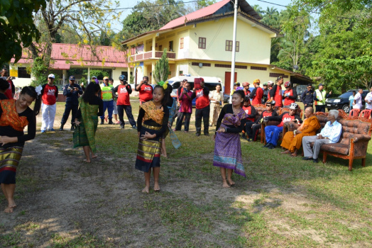 Kayuhan Amal Ketua Jajahan Pasir Mas Bersama Masyarakat Daerah Penggawa Daerah Alor Pasir Pada 30 Mac 2016 (Rabu)