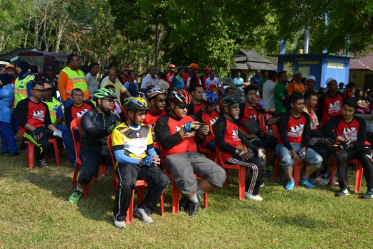 Kayuhan Amal Ketua Jajahan Pasir Mas Bersama Masyarakat Daerah Penggawa Daerah Alor Pasir Pada 30 Mac 2016 (Rabu)