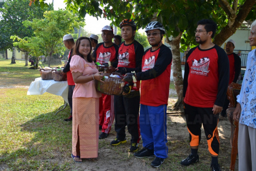 Kayuhan Amal Ketua Jajahan Pasir Mas Bersama Masyarakat Daerah Penggawa Daerah Alor Pasir Pada 30 Mac 2016 (Rabu)