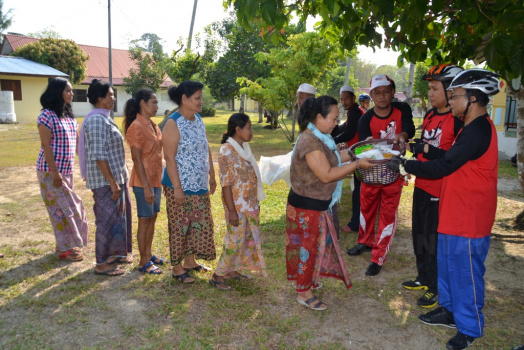 Kayuhan Amal Ketua Jajahan Pasir Mas Bersama Masyarakat Daerah Penggawa Daerah Alor Pasir Pada 30 Mac 2016 (Rabu)