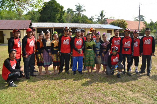 Kayuhan Amal Ketua Jajahan Pasir Mas Bersama Masyarakat Daerah Penggawa Daerah Alor Pasir Pada 30 Mac 2016 (Rabu)