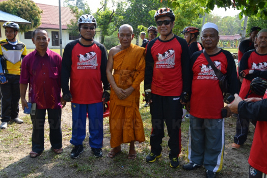Kayuhan Amal Ketua Jajahan Pasir Mas Bersama Masyarakat Daerah Penggawa Daerah Alor Pasir Pada 30 Mac 2016 (Rabu)