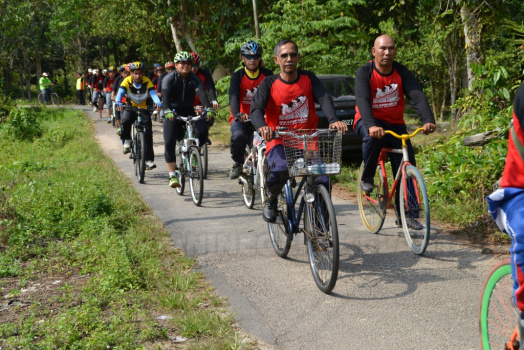 Kayuhan Amal Ketua Jajahan Pasir Mas Bersama Masyarakat Daerah Penggawa Daerah Alor Pasir Pada 30 Mac 2016 (Rabu)