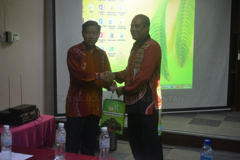 Kursus Retreat & Hand On Tatacara Pengurusan Kewangan JPNK (12) - Kursus Retreat & Hand On Tatacara Pengurusan Kewangan JPNK (12).JPG Kursus Retreat & Hand On Tatacara Pengurusan Kewangan JPNK (12).JPG