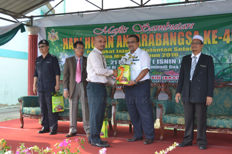 Program Hari Hutan Antarabangsa Ke-45 Peringkat PHJKS (60).JPG