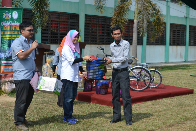 Program Hari Hutan Antarabangsa Ke-45 Peringkat PHJKS (71).JPG