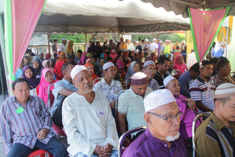 PROGRAM DO BERSAMA MASYARAKAT DAERAH KUBANG SEPAT
PADA 4 MEI 2016
DI MASJID MUKIM SAKAR, KG TAL 7
JAM 8:30 PAGI
PERASMIAN OLEH KETUA JAJAHAN IMG_4953.JPG
