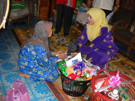 MAJLIS PENYAMPAIAN BANTUAN SUMBANGAN MAJLIS ORANG-ORANG BESAR NEGERI KELANTAN BAGI JAJAHAN PASIR MAS
