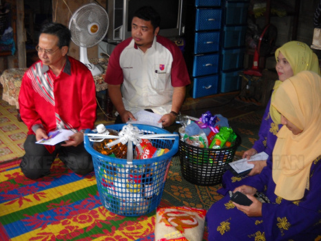 MAJLIS PENYAMPAIAN BANTUAN SUMBANGAN MAJLIS ORANG-ORANG BESAR NEGERI KELANTAN BAGI JAJAHAN PASIR MAS