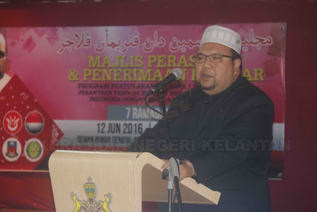Majlis Perasmian Program Pertukaran Pelajar Santri Yayasan Pesantren Terpadu Serambi Mekah Padang Panjang, Indonesia Dengan Kerajaan Negeri Kelantan telah berlansung di Dewan Bunga Teratai, Pejabat Setiausaha Kerajaan Negeri Kelantan _MG_2018.jpeg