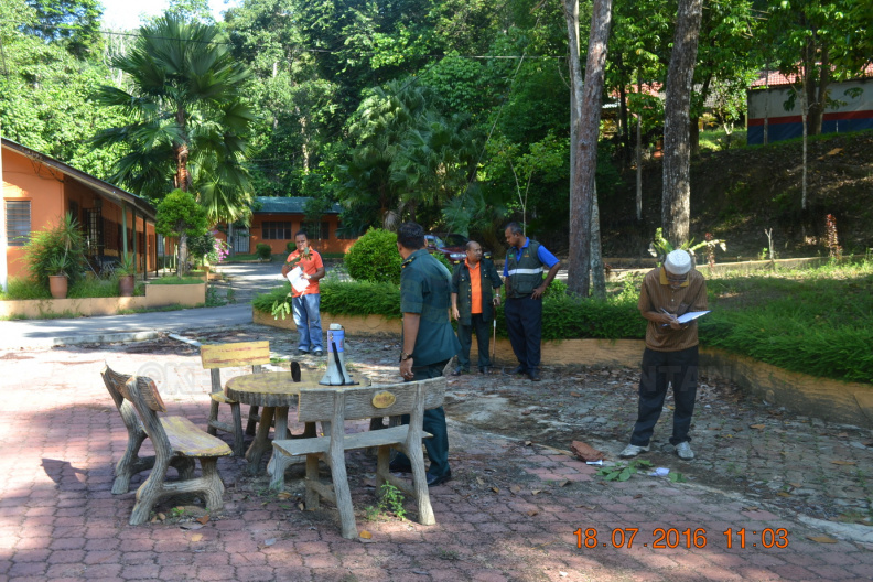 Kursus Kerja-Kerja Pembangunan Dan Operasi Hutan Kepada Pihak Swasta (18) - Kursus Kerja-Kerja Pembangunan Dan Operasi Hutan Kepada Pihak Swasta (18).JPG Kursus Kerja-Kerja Pembangunan Dan Operasi Hutan Kepada Pihak Swasta (18).JPG