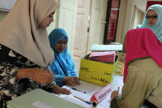2016 / Kursus Pengurusan Rekod Secara In-House Pejabat Tanah dan Jajahan Gua Musang dengan kerjasama Arkib Negara Malaysia Cawangan Kelantan bertempat di Bilik Gerakan Jajahan pada 23 - 25 Feb 2016
