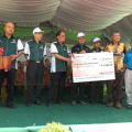 Penanaman Pokok di Jedok (18)