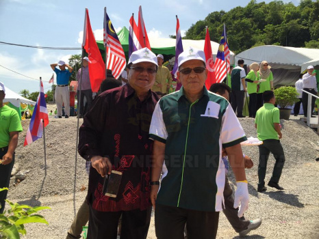 Penanaman Pokok di Jedok (29)